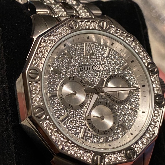 Diamond watch - Picture 4 of 4